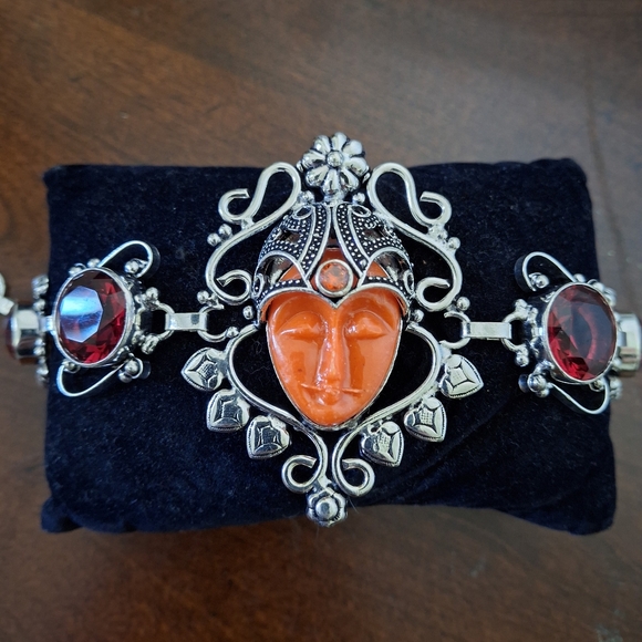 New Carved Red Goddess Face Garnet 925 Silver Bracelet. - Picture 8 of 16